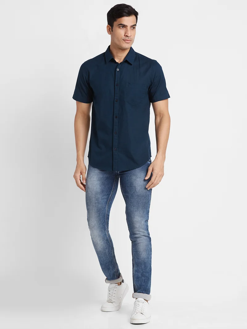 globus Globus Men Blue Solid Linen Regular Fit Casual Shirt